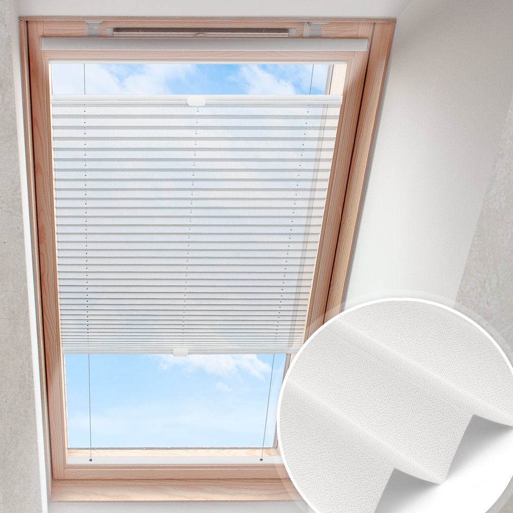 Plisserad takfönstergardin vit | pärlemor