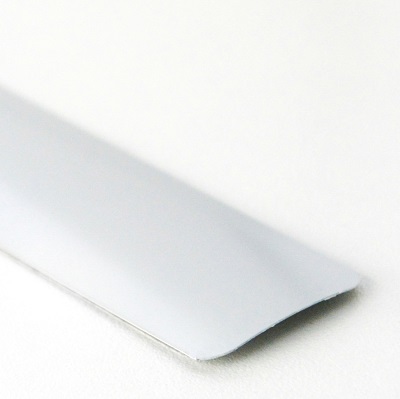 Lamellmönster ljusgrå halvmatt